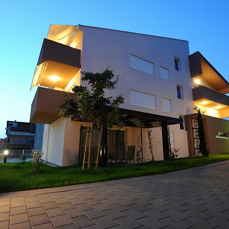 Apartments Hills ザダル エクステリア 写真