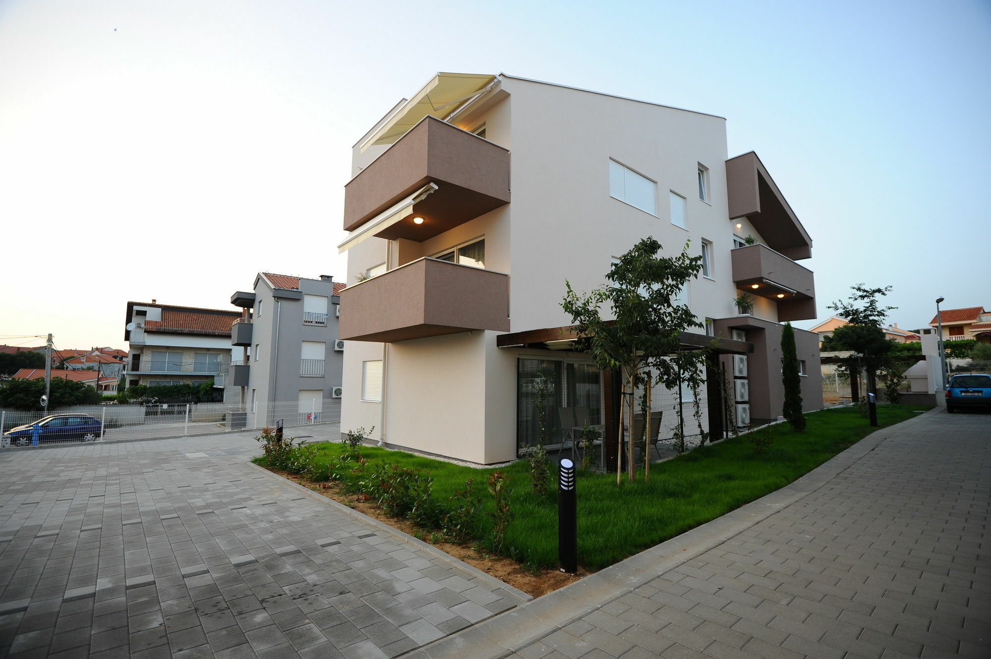 Apartments Hills ザダル エクステリア 写真